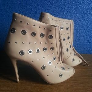 😎NWOB Ankle Boots PRICE DROP